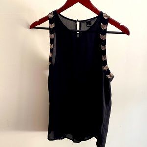 Forever 21. Black. Medium. Perfect Condition.